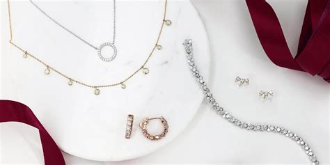 Foolproof Gift Ideas: Diamond Jewelry for Christmas — Borsheims