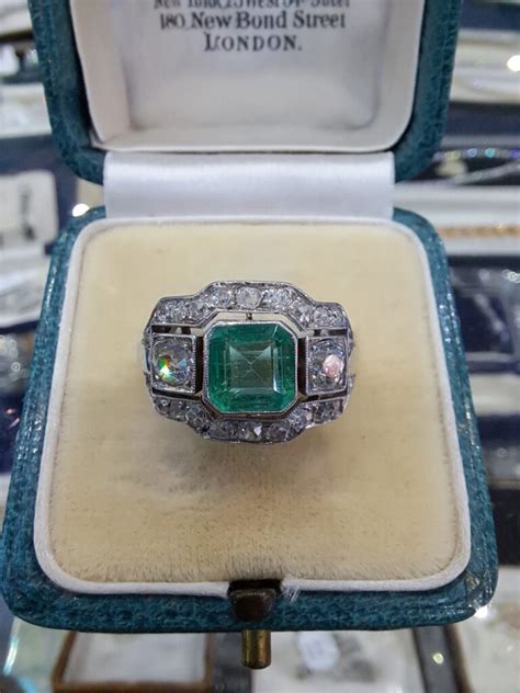 Arresting French Art Deco emerald and diamond ring – Delphi Antiques ...