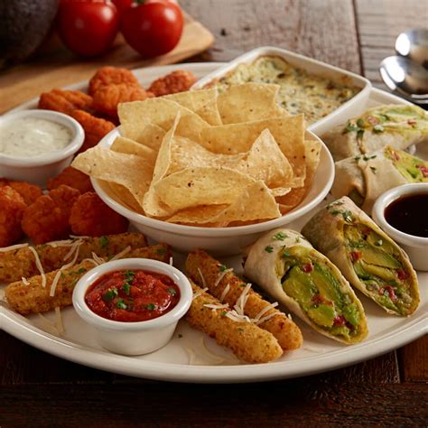 Best Beginnings Appetizer Combo Menu Bj S Restaurants And Brewhouse