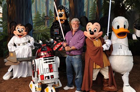 » Filmmaker George Lucas meets “Star Wars”-inspired Disney characters ...