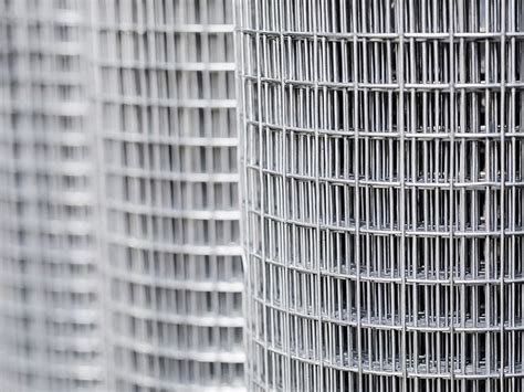 Welded Wire Mesh Roll for Agricultural Fencing