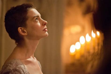 ‘les Miserables Trailer Anne Hathaway Sings