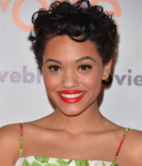 Kiersey Clemons At 2014 National Board Of Review Awards Gala In New