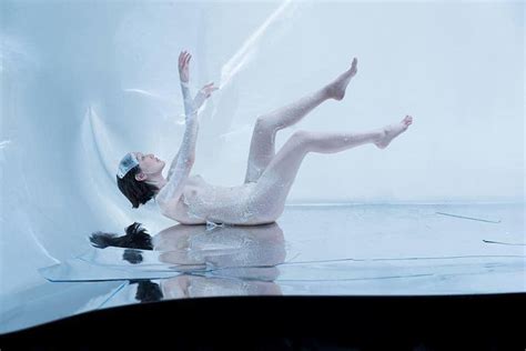 Full Ảnh Nude Hải Tú Chụp Bên Pháp Hồi Xưa