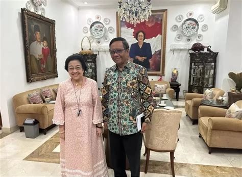 Begini Alasan Megawati Tunjuk Mahfud Md Jadi Pendamping Ganjar Di