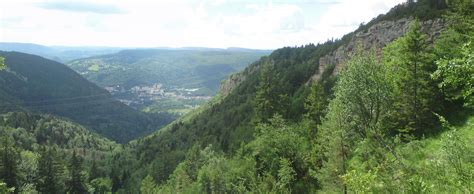 Album Photo Cascade Des Combes Et Gorges De L Ab Me En Boucle Par Le