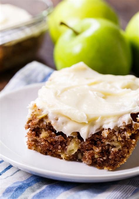 German Sour Cream Apple Crumb Cake