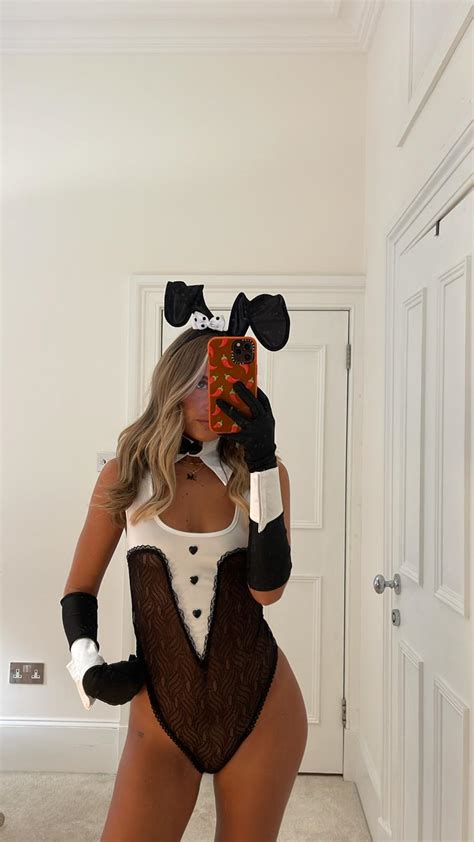 Creative Sexy Halloween Costumes