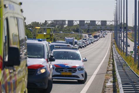 Flinke File Door Botsing Op Snelweg Rijksweg A R Naarden