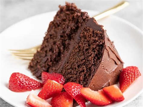 Strawberry Squirt Cake: A Simple Recipe for a Show-Stopping Dessert - 5nfkaps