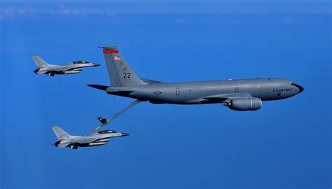 Commentary - First ROKAF air-to-air refueling makes history, enhances ...