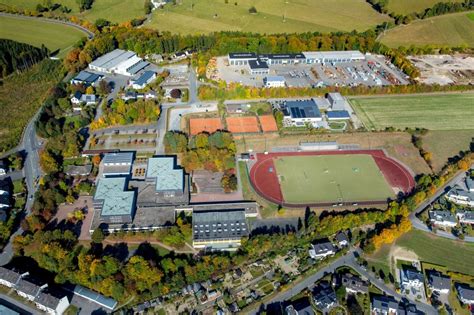 Schmallenberg Von Oben Schulgeb Ude Vom St Dtischen Gymnasium In