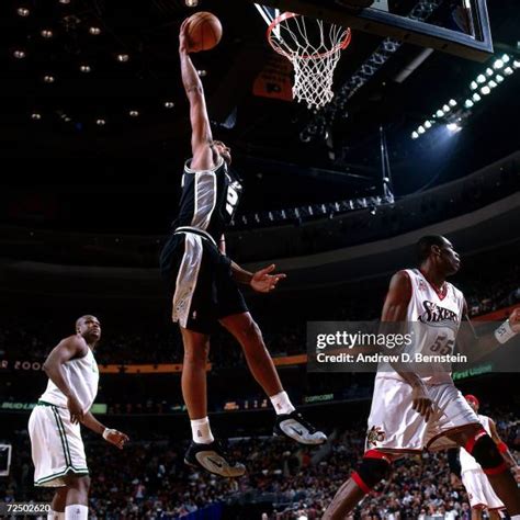 1482 Tim Duncan 2002 Photos And High Res Pictures Getty Images