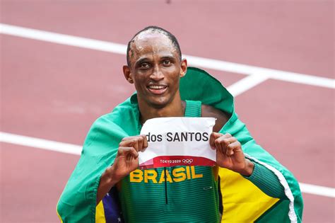 Bronze Nas Olimp Adas Alison Dos Santos Ouro Nos M Barreiras