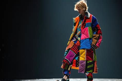 Premium Photo | Fashion Show New Collection Demonstration Unusual ...
