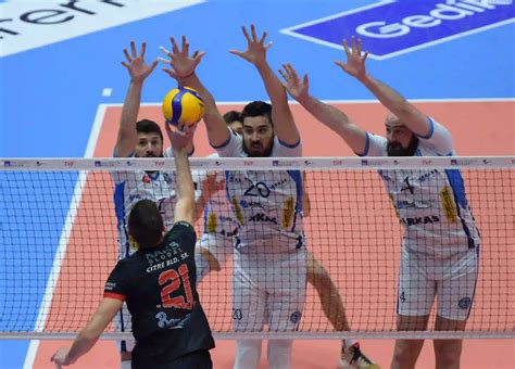 Arkas Spor Fenerbah E Hdi Sigortay Konuk Ediyor Voleybol Aktuel