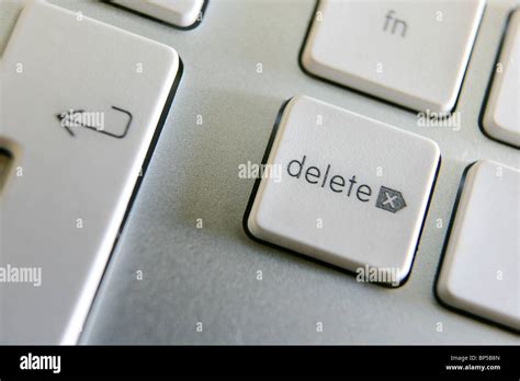 Delete Button Keyboard Hi Res Stock Photography And Images Alamy