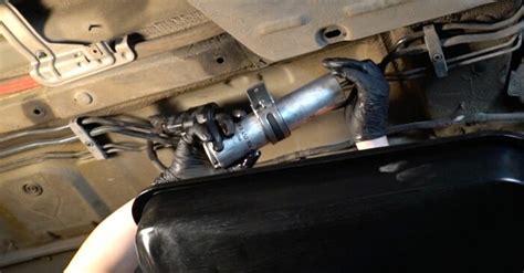 Comment changer filtre à carburant sur BMW X5 E70 Guide de