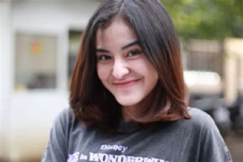 Profil Dan Biodata Putri Ziani Pemeran Irin Dalam Preman Pensiun 6