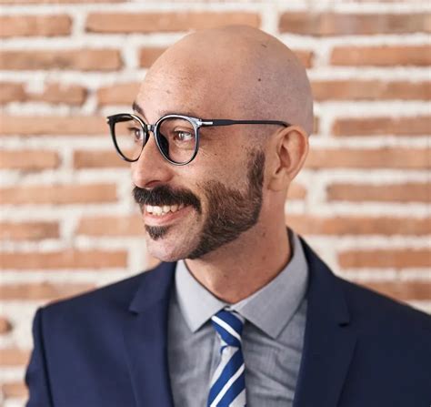 Top 18 Beard Styles For Bald Men With Glasses — Beard Style