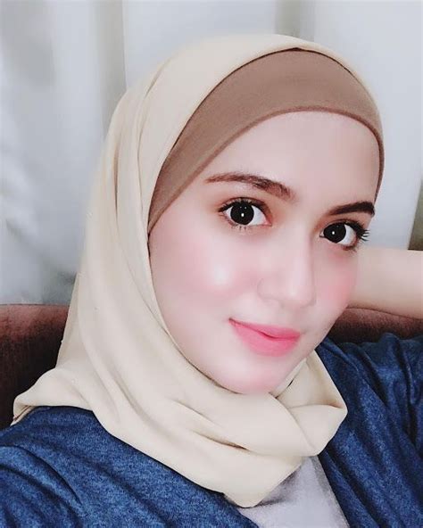 Asyiqin Khairi Malay Beautiful Hijaber Setahunbaru Beautiful Hijab