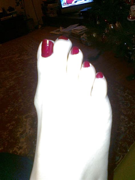 Animated Christmas New Red Sizzling Pedicure XXX Porn Album 1010586