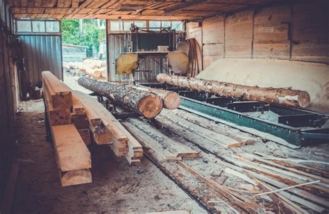 Sawmill Process Of Machining Logs In Equipment Sawmill Machine Saw Saws