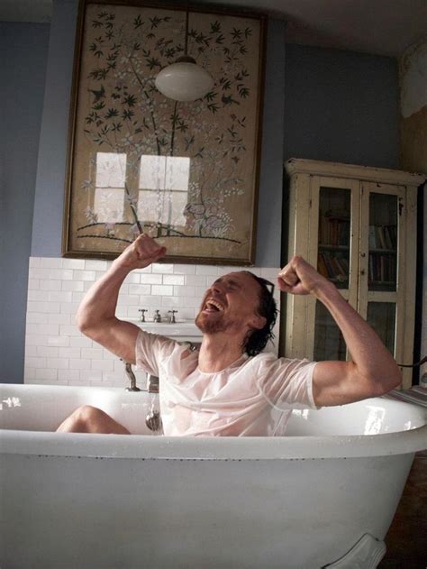 Tom Hiddleston Wet In A Bathtub Umm Youre Welcome Tom