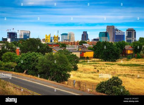 Sacramento skyline in California Stock Photo - Alamy