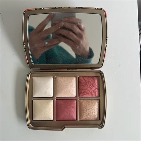 Hourglass Makeup Hourglass Ambient Lighting Edit Unlocked Butterfly