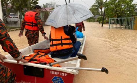 Banjir Johor 6 PPS Dibuka UTV Media Malaysia UTV