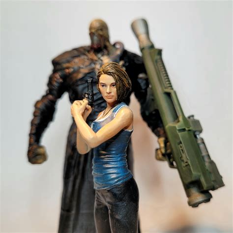 3D print of remake Nemesis and Jill I painted [OC] : r/residentevil