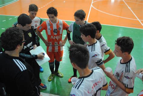 Sub 15 de Forquilhinha Anjo Futsal fica em 1º lugar na chave no