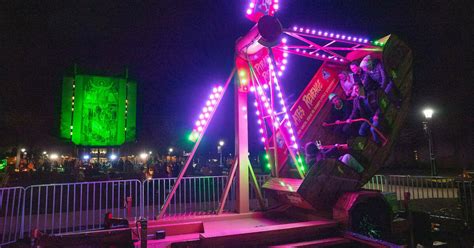 Photo Of The Week A Swing Around Campus Stories Notre Dame