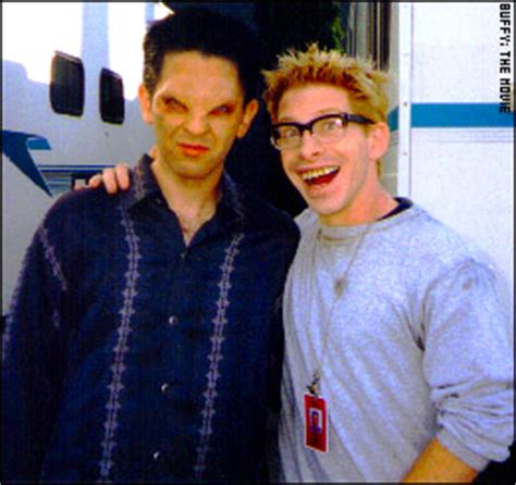 BTVS >> Behind the scenes - Buffy the Vampire Slayer Photo (32430985 ...