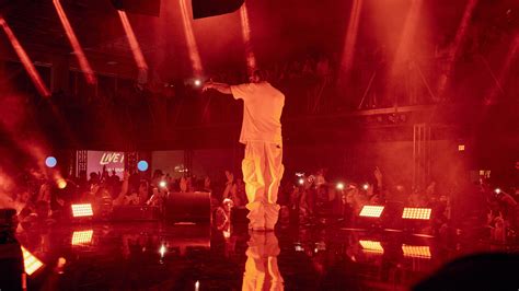 Inside The Party Where Drake Played At Super Bowl Weekend The New