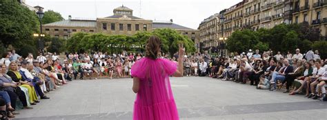 Un Desfile Multicolor En La Plaza Easo De San Sebasti N El Diario Vasco