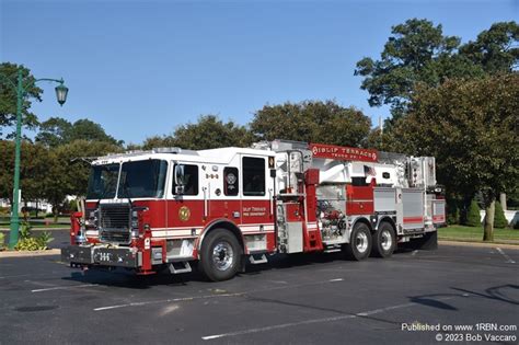 Islip Terrace Ny Seagrave 95 Aerialscope Quint