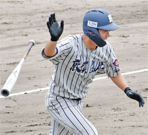 ＜白球＞ 持ち味の長打力磨く 敦賀気比・高見沢選手：中日新聞web