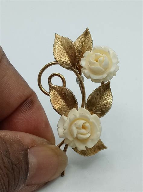 Vintage Krementz Carved White Rose Flower 14k Overlay Gem