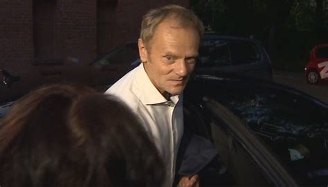 Donald Tusk stracił prawo jazdy w służbowym samochodzie PolsatNews pl