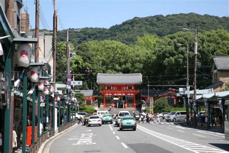 京最大の寺院街からはじまる商業の道・寺町通。京都主要通り街歩きガイド Discover Japan ディスカバー・ジャパン