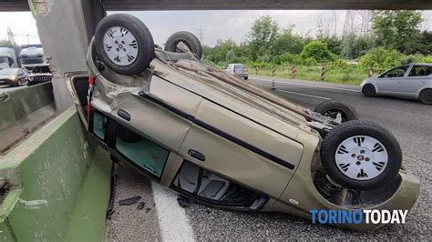 Incidente In Tangenziale Tra Gli Svincoli Savonera Di Collegno E Regina