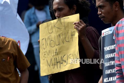 Pengamat Nilai Pembatalan Sementara Kenaikan Uang Kuliah Di PTN Untuk