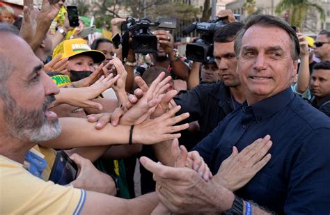 Ordenan Retirar De Tv Brasil Im Genes De Bolsonaro Atacando Al Sistema