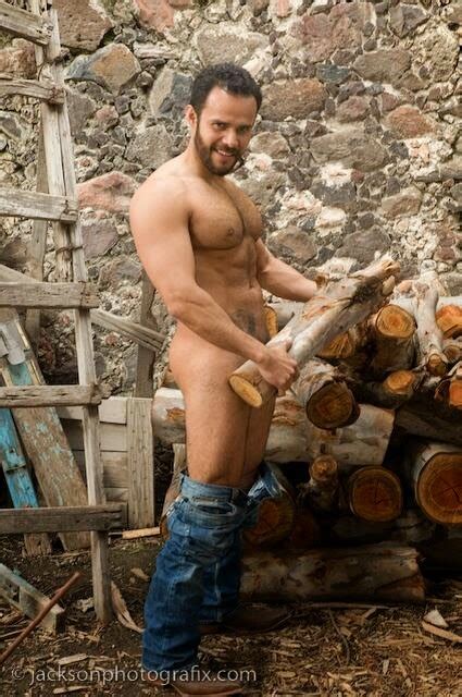 El Lavadero de las Muñecas CHARLY DIAZ REGRESA A LAS PELÍCULAS PORNO GAY