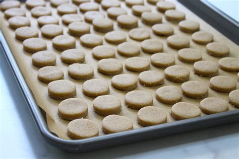 Polvorosas De Almendra Venezuelan Almond Cookies