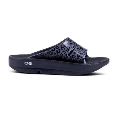 Oofos Canada Women S Ooahh Luxe Slide Sandal Gray Leopard