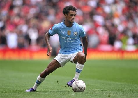 Oscar Bobb Manchester City Get Positive Injury Update