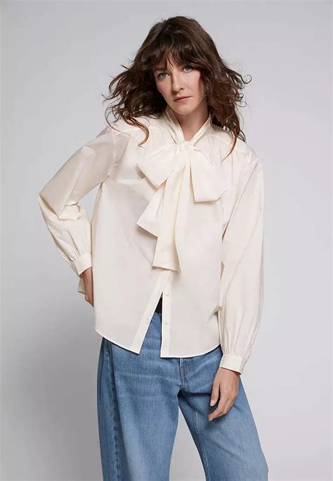 Buy And Other Stories Relaxed Lavallière Neck Blouse 2024 Online Zalora Philippines